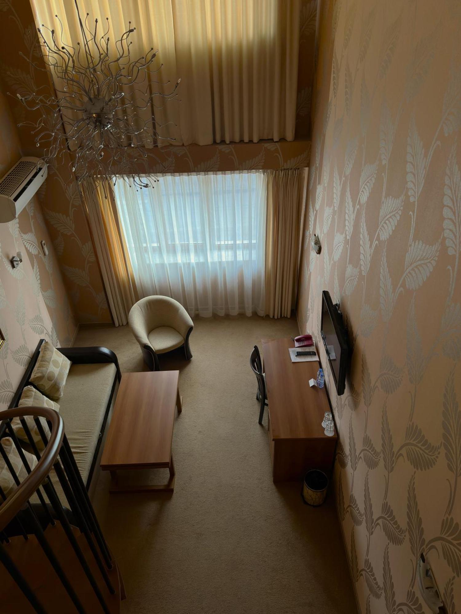Hotel Elit Pernik Eksteriør billede