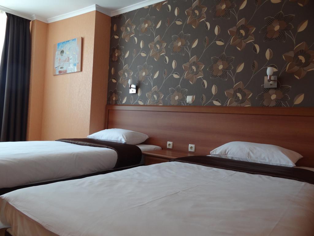 Hotel Elit Pernik Eksteriør billede